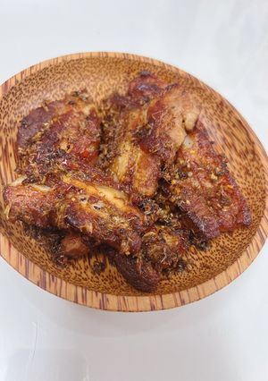 Hình của món Ba rọi chiên sả.