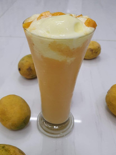 A picture of Mango smoothie.