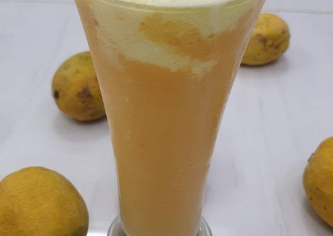 Simple Way to Prepare Homemade Mango smoothie