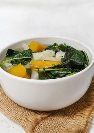 Foto resep Sayur Bening Bayam Kol Labu
