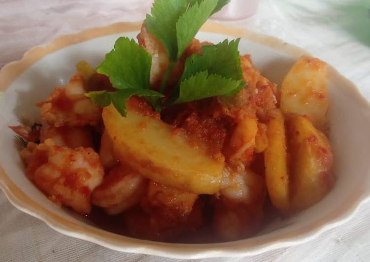 Bagaimana Menyiapkan Balado Udang Kentang yang Bisa Manjain Lidah
