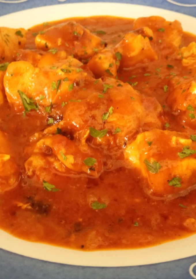 Una foto de Bocados de pollo al curry con leche de coco