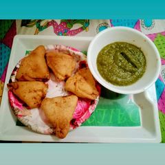 Samosa A picture of Samosa.