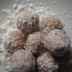 A picture of Mini Toasted Coconut Ladoo.