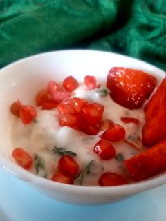 રાઇતું (Raita Recipe in Gujarati) રેસીપી મુખ્ય ફોટો