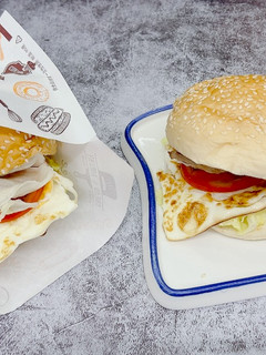鮮蔬松阪豬肉堡~熱壓機食譜 的食譜成品照片