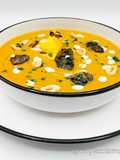 Vellutata di Zucca e Porcini con Crema di Caprino