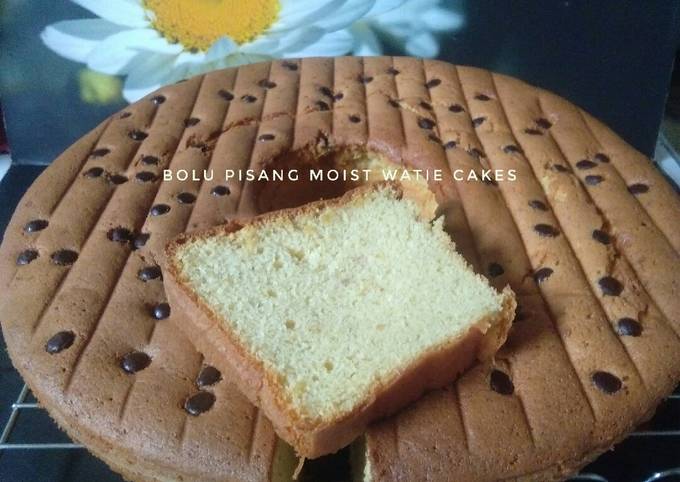 Langkah Mudah untuk Membuat Bolu pisang moist banget Anti Gagal