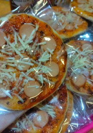 Foto resep Pizza Sosis Simple #Dapur Fitri