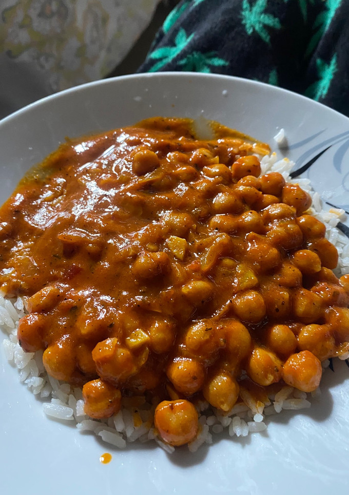 Una foto de Curry de garbanzos 🍛