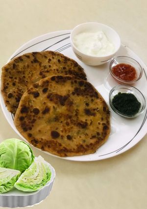 કૉબીજ પરાઠા (Cabbage Paratha Recipe In Gujarati) રેસીપી મુખ્ય ફોટો