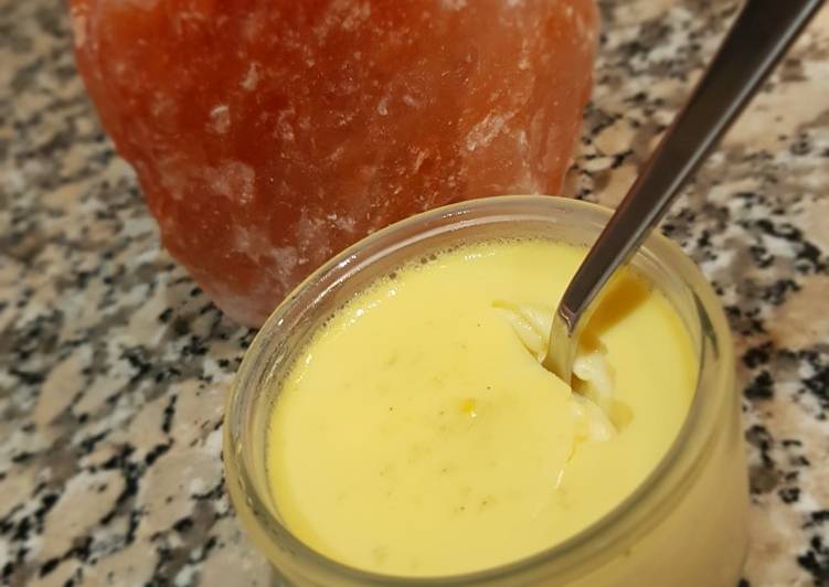 Crème prise en pot à la vanille
