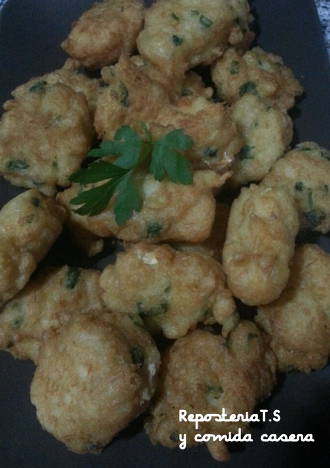 Una foto de Buñuelos de bacalao