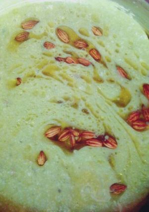 A picture of Palak raita.