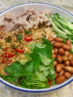 A picture of Beef Sesame Sauce Noodles.