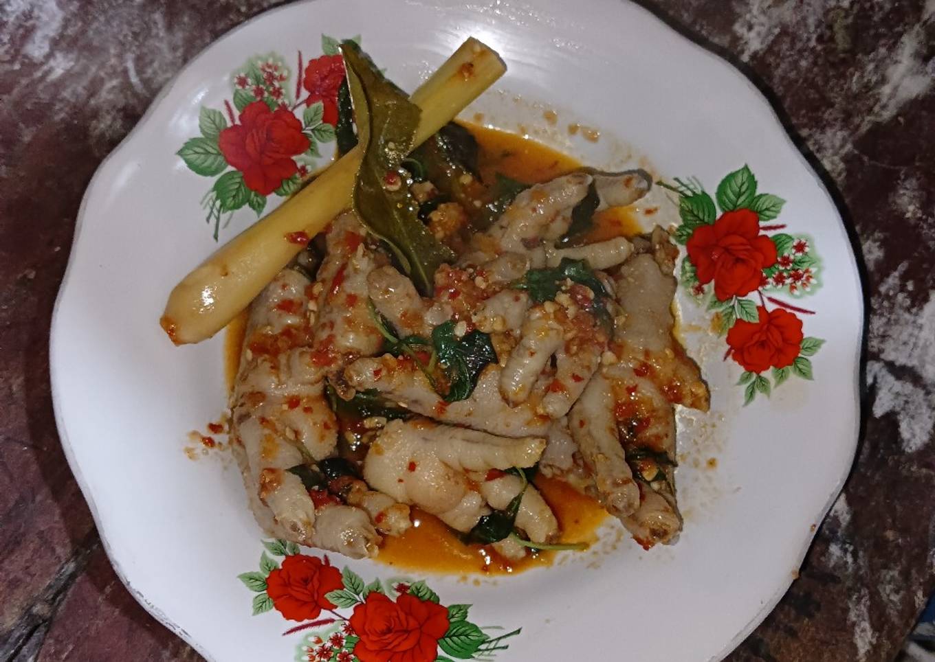 Ceker Pedas Kemangi