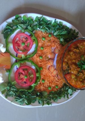 મેજીક મેગી મસાલા ભાજી (Magic Maggi Masala Bhaji Recipe in Gujarati) રેસીપી મુખ્ય ફોટો