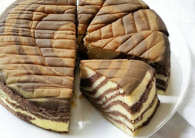 Ogura Zebra Cake recipe main photo