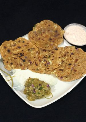 কোহল স্পাইসি পরাঠা(Kohl Spicy Paratha recipe in Bengali) রেসিপির প্রধান ছবি