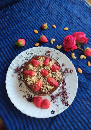 A picture of Chocolate strawberry tart.