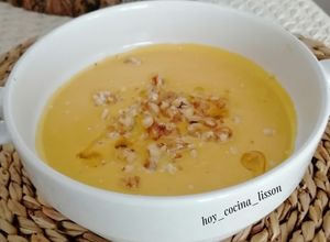 Foto principal de Crema fría de calabaza y yogur