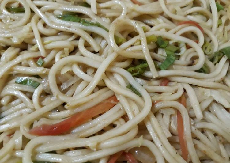 Recipe of Ultimate Hakka noodle in microwave