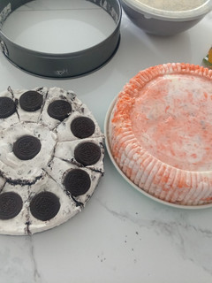 Una foto de Cheesecake de oreo frío (sin grenetina)