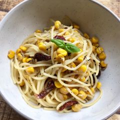 A picture of Garlic Spaghetti.