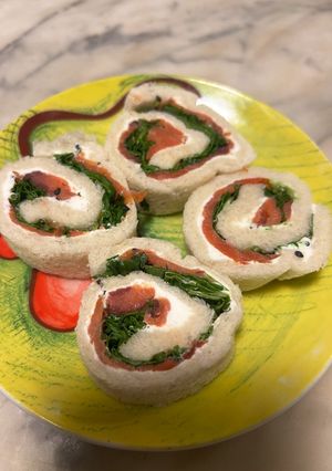 A picture of Smoked Salmon, Arugula, and Cream Cheese Roll-Ups.
