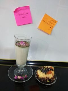 عکسی از دستور دوغ محلی با نعناع خشک😋