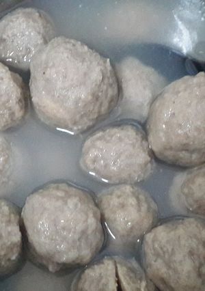 Foto resep Baso sapi kenyal enak spesial