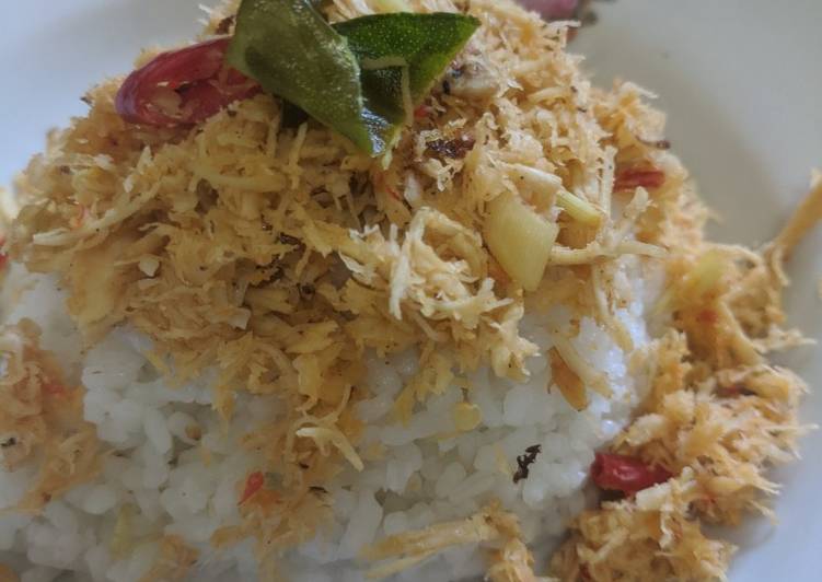 Lawar Ayam Putih Gurih Manis