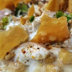 A picture of Dahi Baday Papri Chat.