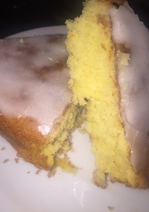Una foto de Bizcochuelo húmedo y esponjoso de naranja