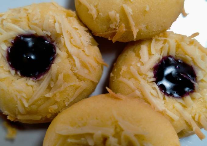 Resep Thumbprint Cookies Blueberry Oleh Lina Rahma Cookpad