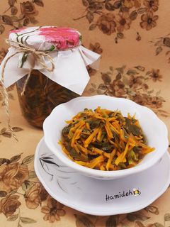 عکسی از دستور ترشی پرپین یا خرفه (Pickled purslane) 😋
