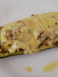 Una foto de Zapallos italianos rellenos de carne