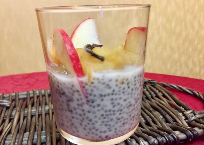 Pudding de chia aux pommes caramélisées