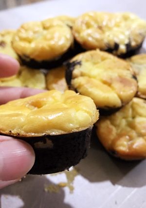 Foto resep Brownies with cheese topping Keto (choco powder)
