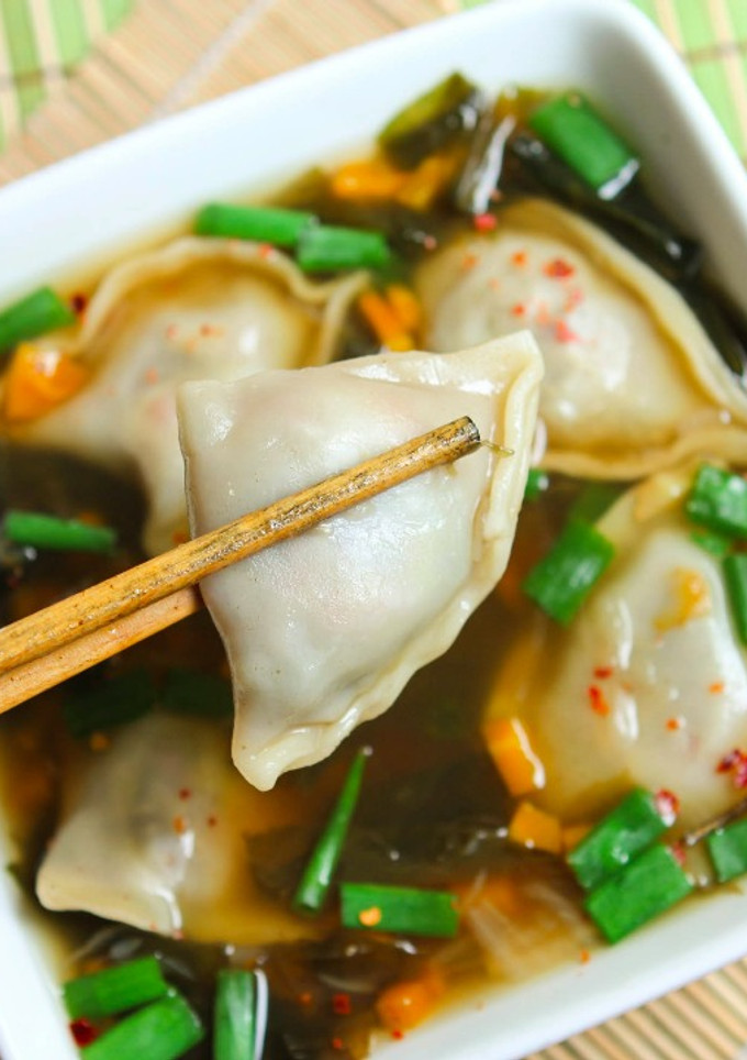 Una foto de Sopa de empanaditas casi chinas