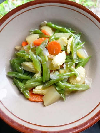 Langkah Mudah untuk Membikin Resep Tumis Buncis dan Jagung Muda yang Uenak Anti Ribet, Mantap