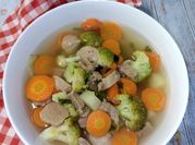Gambar sop daging brokoli