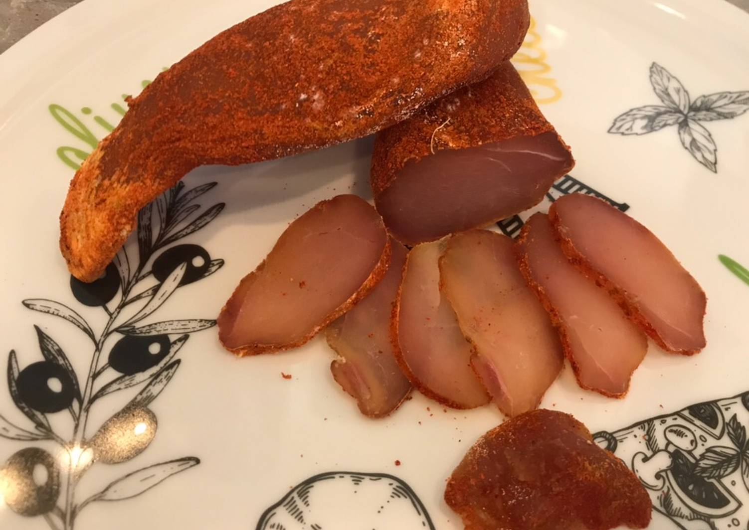 Бастурма из курицы пошагово. Бастурма филе курицы. Индейка бастурма. Бастурма из курицы. Бастурма из индейки.