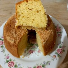 Vanilla cake A picture of Vanilla cake.