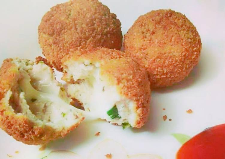 Recipe of Appetizing Potato cheese balls