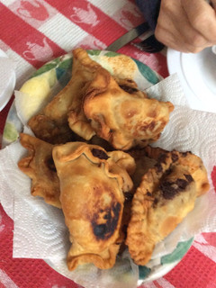 Una foto de Empanadas fritas de paté de champiñones con queso