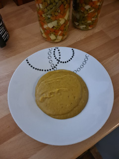 Una foto de Crema de macedonia de verduras