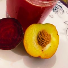 Beetroot & peach juice 🍑🍯🍷 A picture of Beetroot & peach juice 🍑🍯🍷.