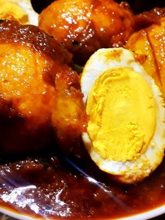 হাঁসের ডিম কষা (hanser dim kosha recipe in Bengali) রেসিপির প্রধান ছবি