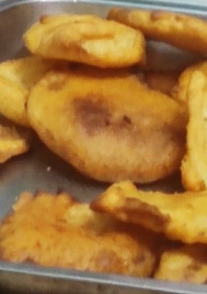 आलू पकौड़े(aloo pakoda recipe in hindi) रेसिपी मुख्य फोटो